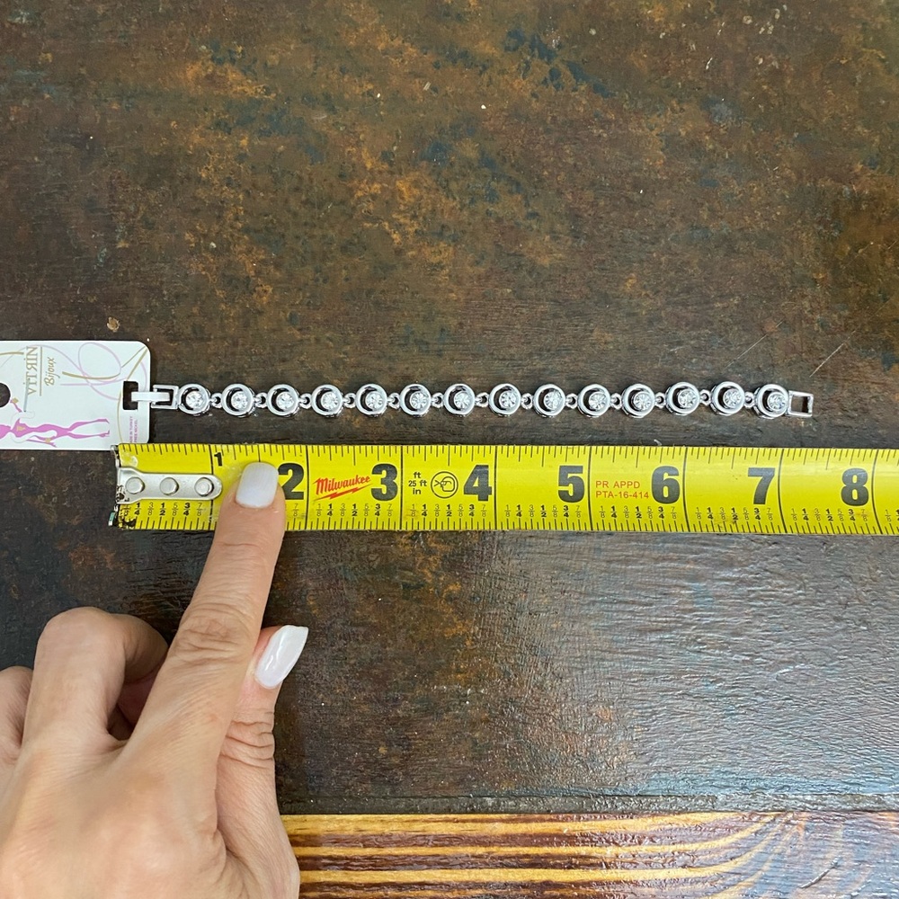 Bracelets - Picture 2 of 2
